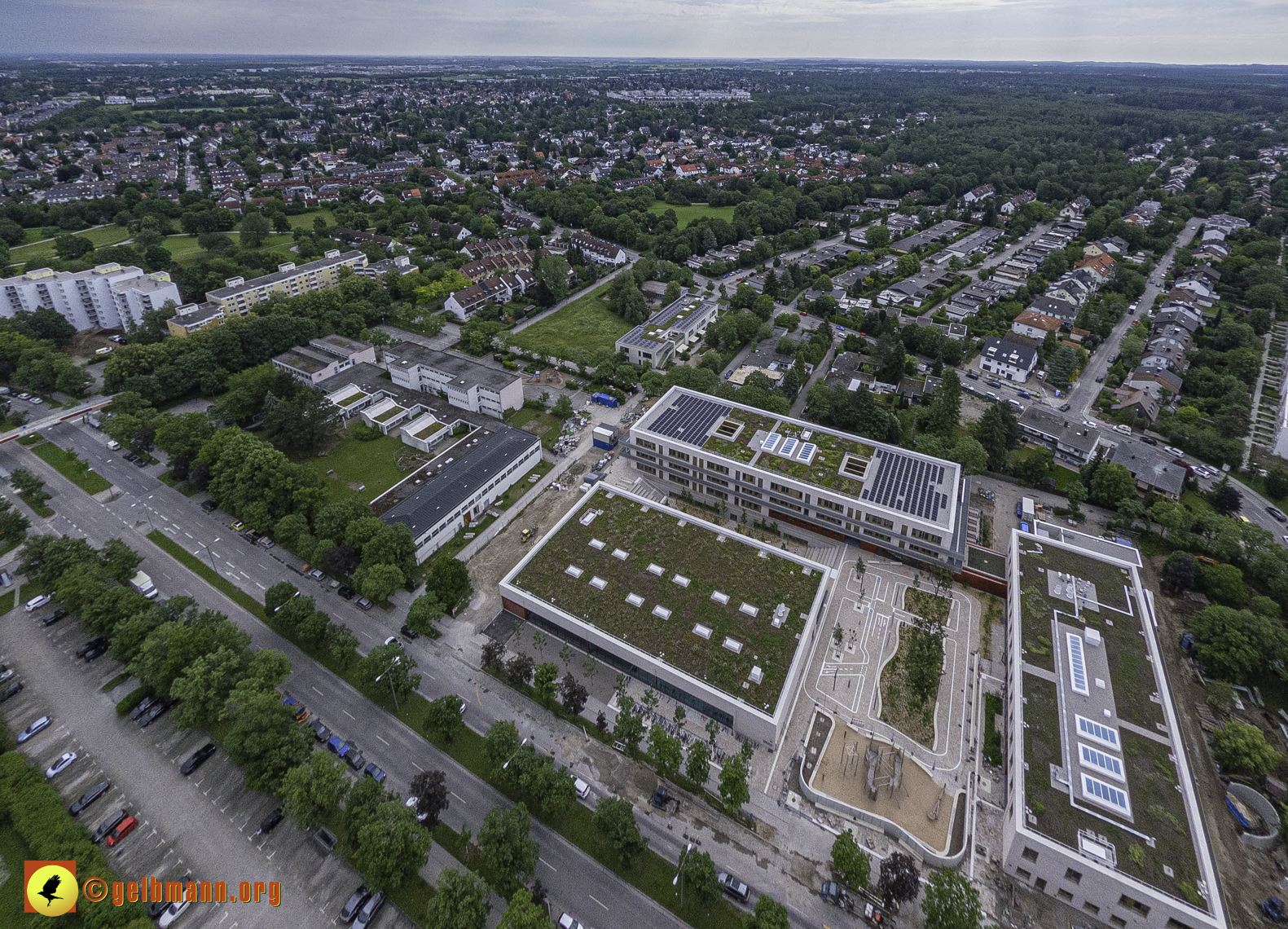 06.06.2024 - Luftbilder der Baustelle Grundschule_am_Karl-Marx-Ring in Neuperlach