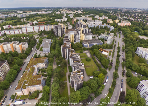 06.06.2024 - Marx-Zentrum, Studentenwohnheim, Wohnanlage Karl-Marx-Ring 52-62, KMR 53-57c Umgebung