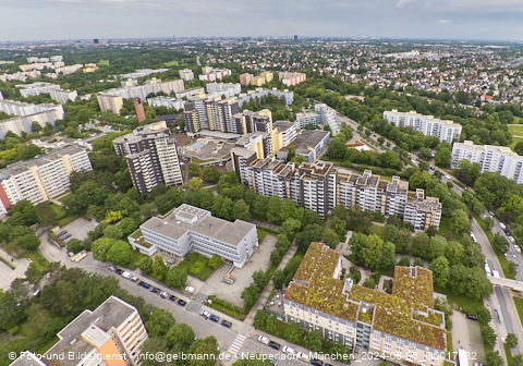 06.06.2024 - Marx-Zentrum, Studentenwohnheim, Wohnanlage Karl-Marx-Ring 52-62, KMR 53-57c Umgebung