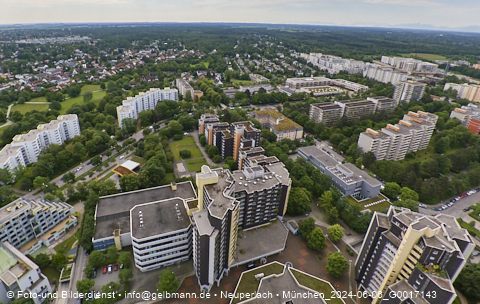 06.06.2024 - Marx-Zentrum, Studentenwohnheim, Wohnanlage Karl-Marx-Ring 52-62, KMR 53-57c Umgebung