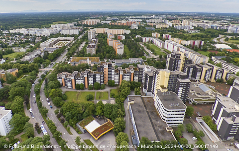 06.06.2024 - Marx-Zentrum, Studentenwohnheim, Wohnanlage Karl-Marx-Ring 52-62, KMR 53-57c Umgebung