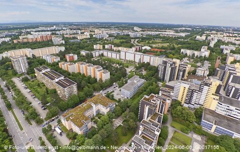 06.06.2024 - Marx-Zentrum, Studentenwohnheim, Wohnanlage Karl-Marx-Ring 52-62, KMR 53-57c Umgebung