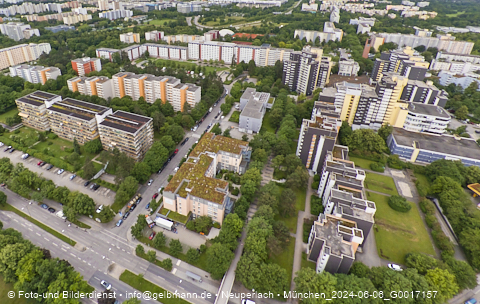 06.06.2024 - Marx-Zentrum, Studentenwohnheim, Wohnanlage Karl-Marx-Ring 52-62, KMR 53-57c Umgebung