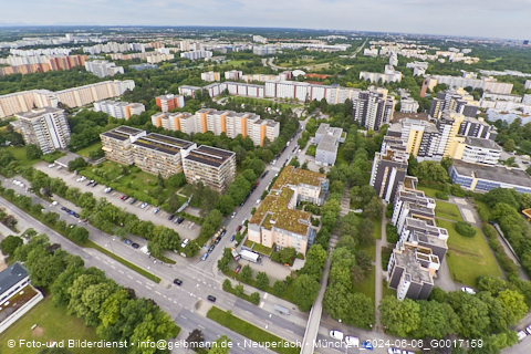 06.06.2024 - Marx-Zentrum, Studentenwohnheim, Wohnanlage Karl-Marx-Ring 52-62, KMR 53-57c Umgebung