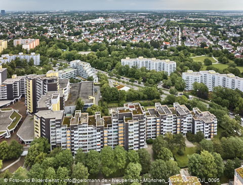 07.06.2024 - Marx-Zentrum, Studentenwohnheim, Wohnanlage Karl-Marx-Ring 52-62, KMR 53-57c Umgebung