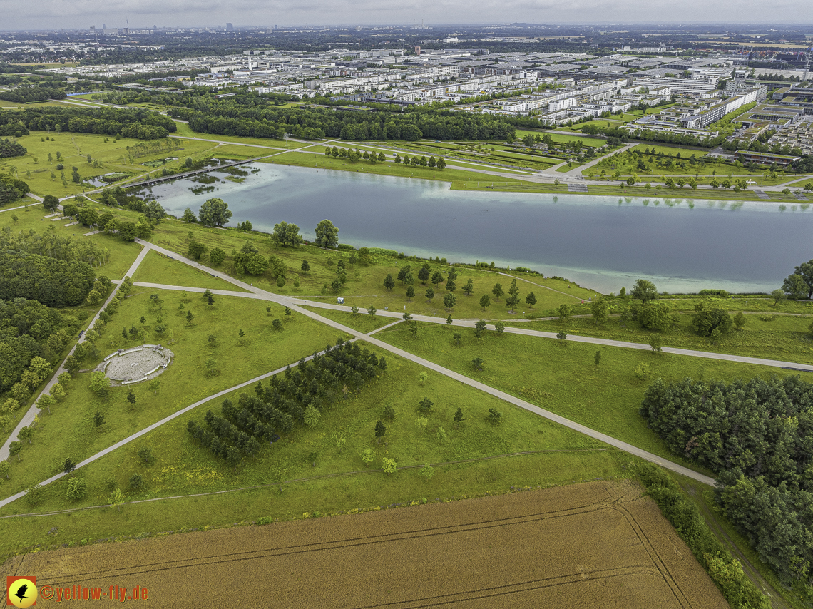 11.07.2024 - DEMOS-Baustelle und BayernHeim-Baustelle in Gronsdorf