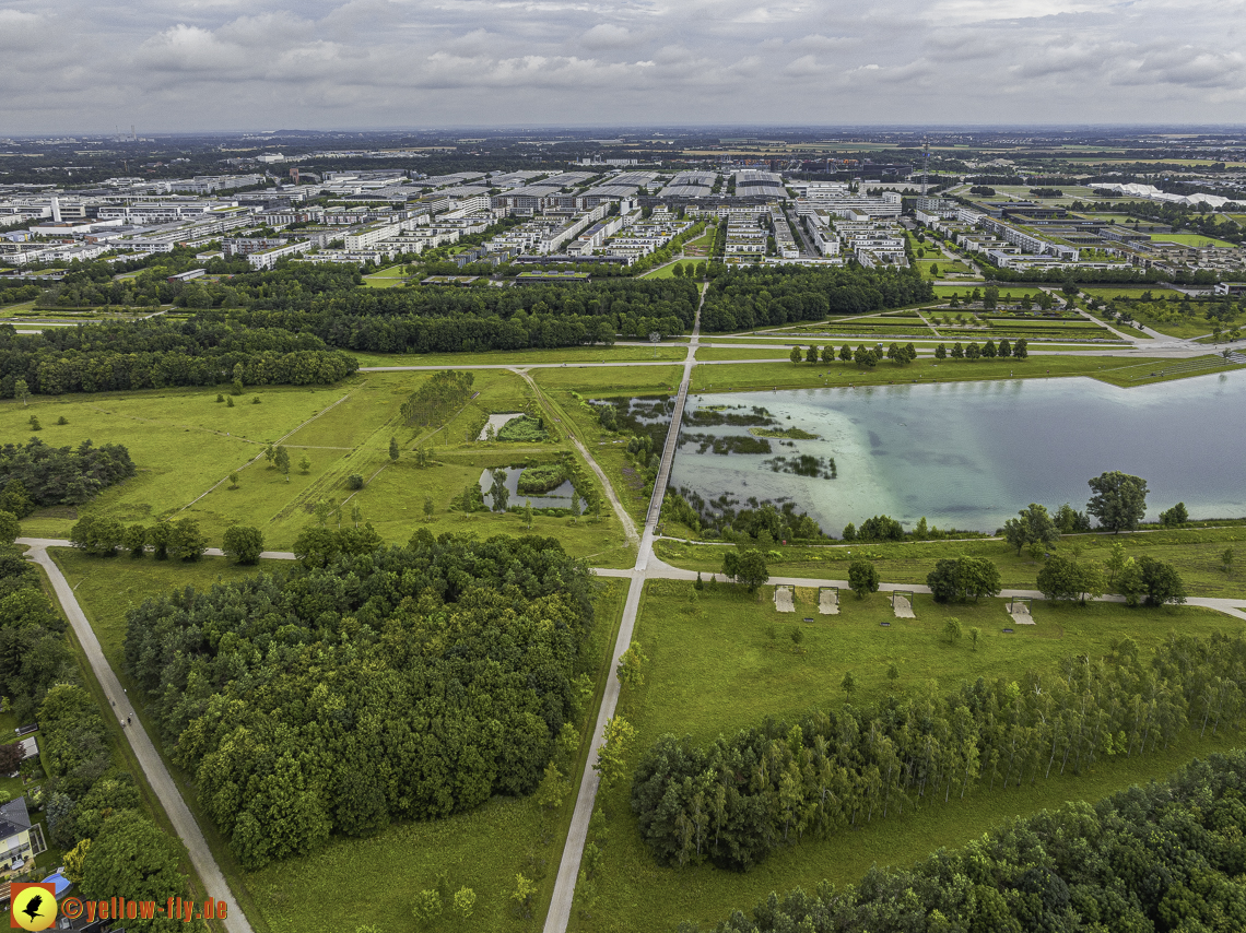 11.07.2024 - DEMOS-Baustelle und BayernHeim-Baustelle in Gronsdorf