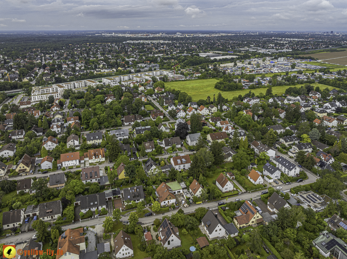 11.07.2024 - DEMOS-Baustelle und BayernHeim-Baustelle in Gronsdorf