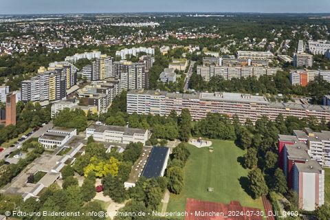 29.07.2024 - Marx-Zentrum, Studentenwohnheim, Wohnanlage Karl-Marx-Ring 52-62, KMR 53-57c Umgebung