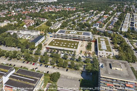 03.08.2024 - Marx-Zentrum, Studentenwohnheim, Wohnanlage Karl-Marx-Ring 52-62, KMR 53-57c Umgebung