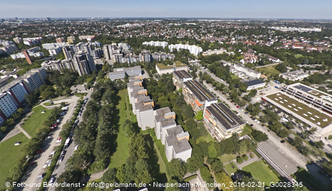 03.08.2024 - Marx-Zentrum, Studentenwohnheim, Wohnanlage Karl-Marx-Ring 52-62, KMR 53-57c Umgebung