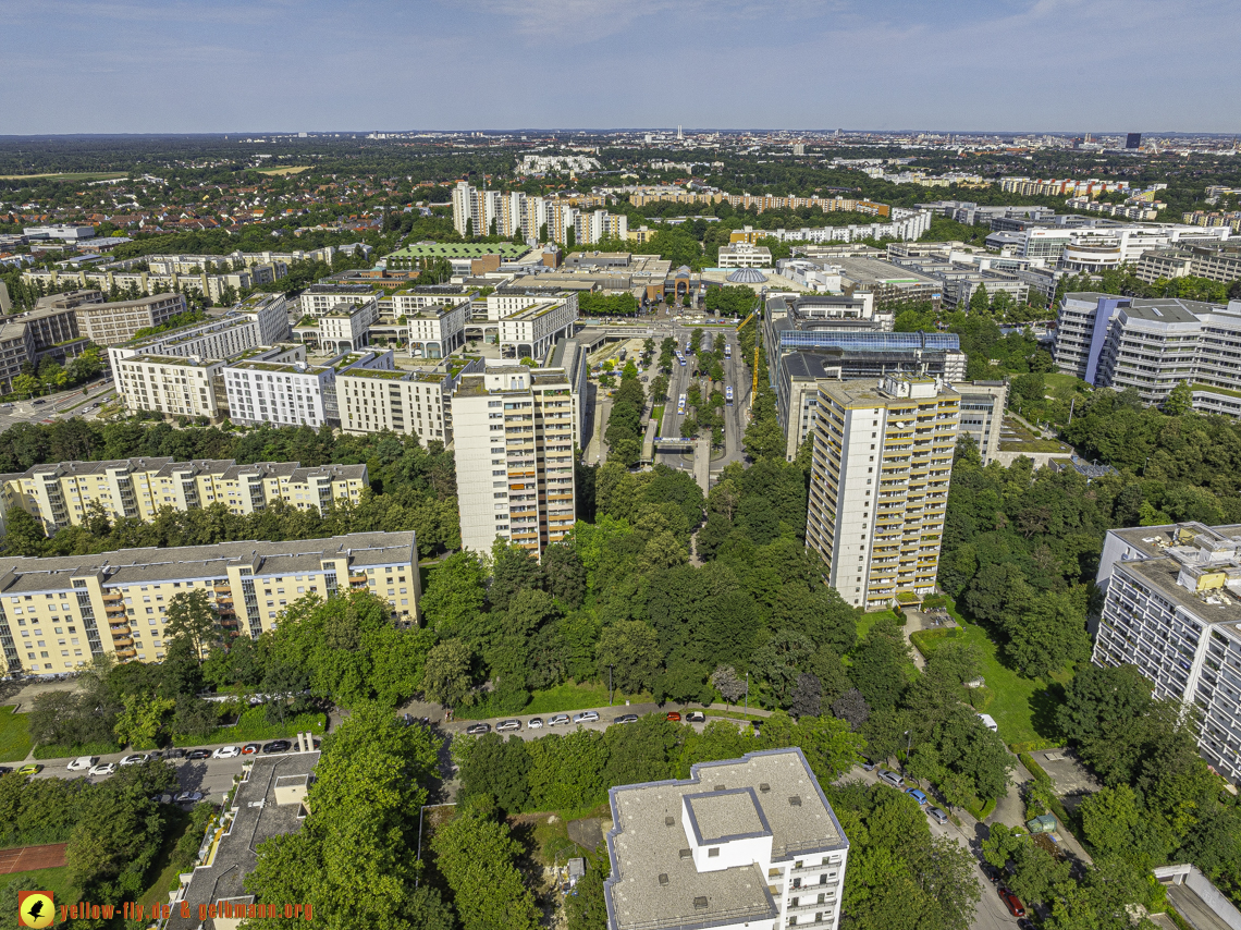 16.08.2024 - Perlach Plaza und Neue-Mitte und Umgebung