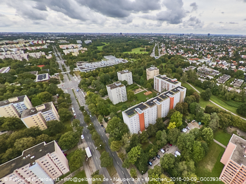 12.09.2024 - Dachbegehung mit der Münchner Wohnen am Karl-Marx-Ring 11-21 in Neuperlach