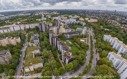 12.09.2024 - Marx-Zentrum, Studentenwohnheim, Wohnanlage Karl-Marx-Ring 52-62, KMR 53-57c Umgebung