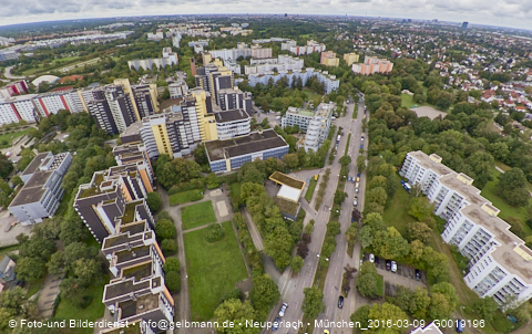 12.09.2024 - Marx-Zentrum, Studentenwohnheim, Wohnanlage Karl-Marx-Ring 52-62, KMR 53-57c Umgebung