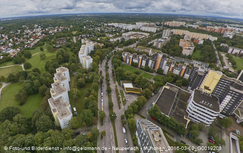 12.09.2024 - Marx-Zentrum, Studentenwohnheim, Wohnanlage Karl-Marx-Ring 52-62, KMR 53-57c Umgebung