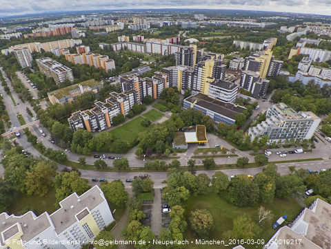 12.09.2024 - Marx-Zentrum, Studentenwohnheim, Wohnanlage Karl-Marx-Ring 52-62, KMR 53-57c Umgebung