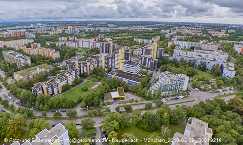 12.09.2024 - Marx-Zentrum, Studentenwohnheim, Wohnanlage Karl-Marx-Ring 52-62, KMR 53-57c Umgebung