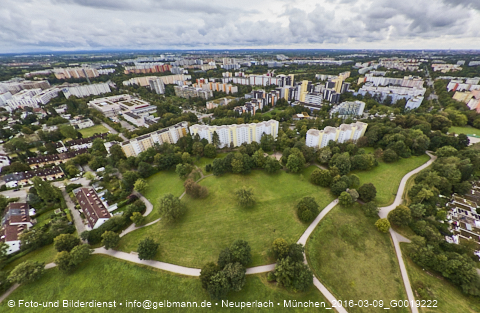 12.09.2024 - Marx-Zentrum, Studentenwohnheim, Wohnanlage Karl-Marx-Ring 52-62, KMR 53-57c Umgebung