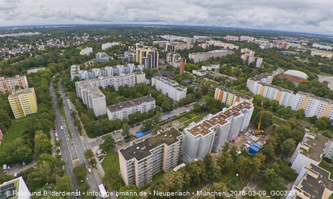 12.09.2024 - Marx-Zentrum, Studentenwohnheim, Wohnanlage Karl-Marx-Ring 52-62, KMR 53-57c Umgebung