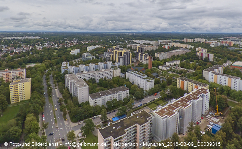12.09.2024 - Marx-Zentrum, Studentenwohnheim, Wohnanlage Karl-Marx-Ring 52-62, KMR 53-57c Umgebung