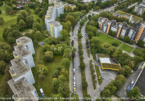 12.09.2024 - Marx-Zentrum, Studentenwohnheim, Wohnanlage Karl-Marx-Ring 52-62, KMR 53-57c Umgebung