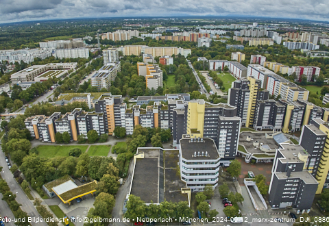 12.09.2024 - Marx-Zentrum, Studentenwohnheim, Wohnanlage Karl-Marx-Ring 52-62, KMR 53-57c Umgebung