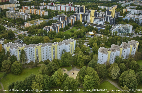 12.09.2024 - Marx-Zentrum, Studentenwohnheim, Wohnanlage Karl-Marx-Ring 52-62, KMR 53-57c Umgebung