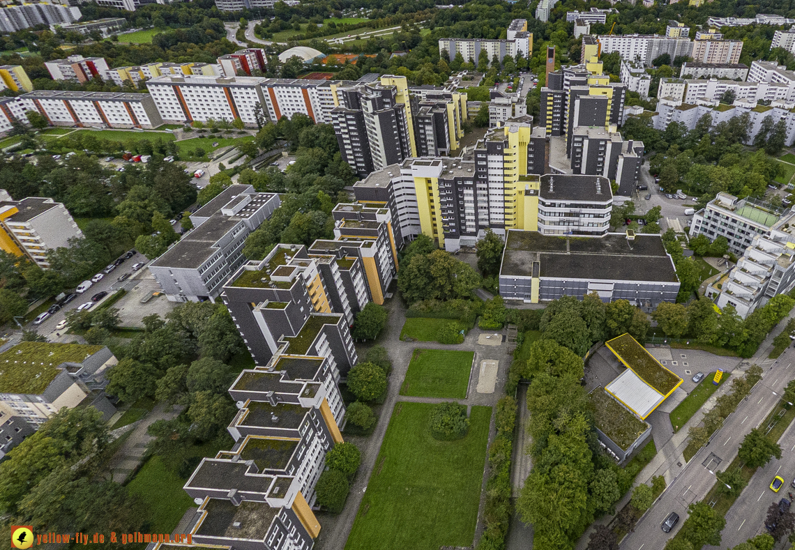 13.09.2024 - das Marx-Zentrum und Wohnanlage am Karl-Marx-Ring 52-62