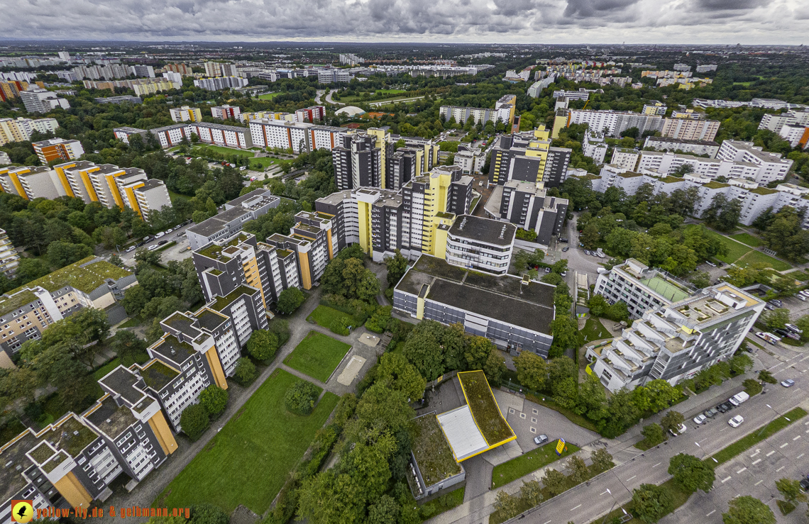 13.09.2024 - das Marx-Zentrum und Wohnanlage am Karl-Marx-Ring 52-62