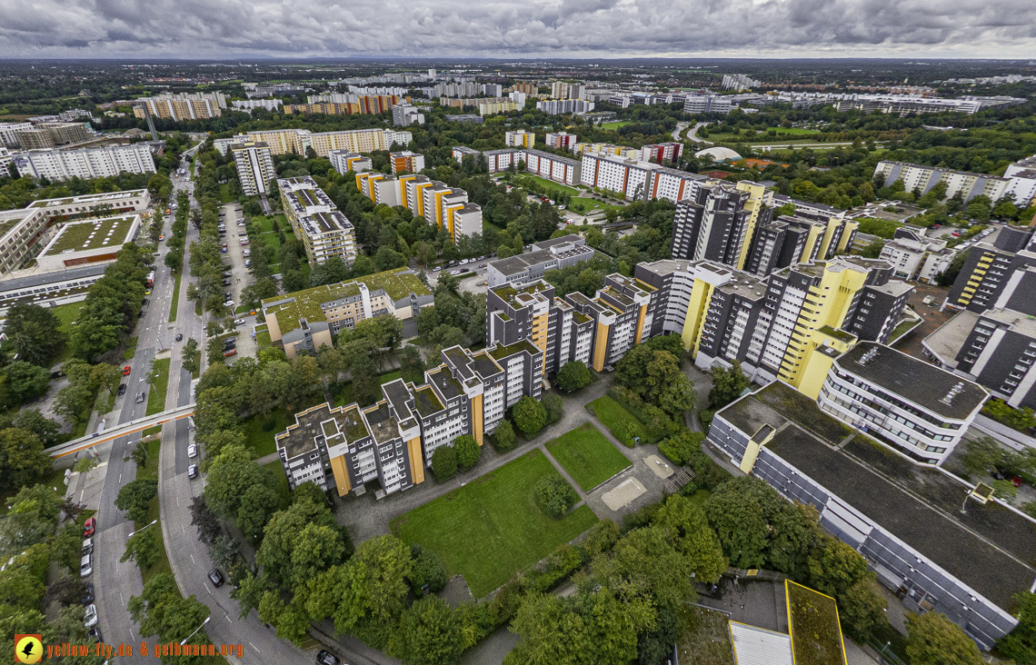 13.09.2024 - das Marx-Zentrum und Wohnanlage am Karl-Marx-Ring 52-62