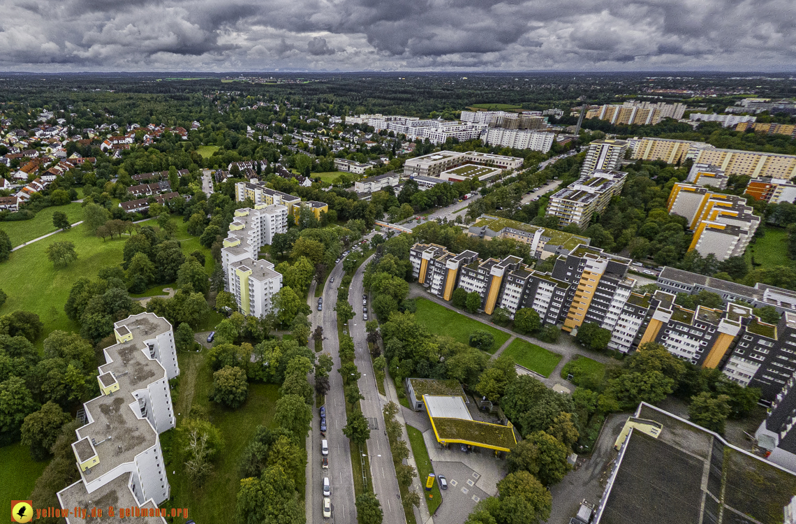 13.09.2024 - das Marx-Zentrum und Wohnanlage am Karl-Marx-Ring 52-62