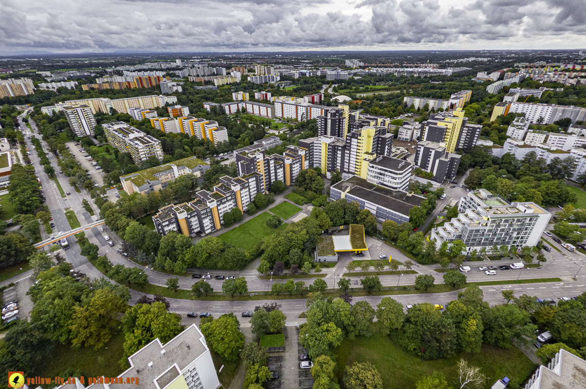 13.09.2024 - das Marx-Zentrum und Wohnanlage am Karl-Marx-Ring 52-62