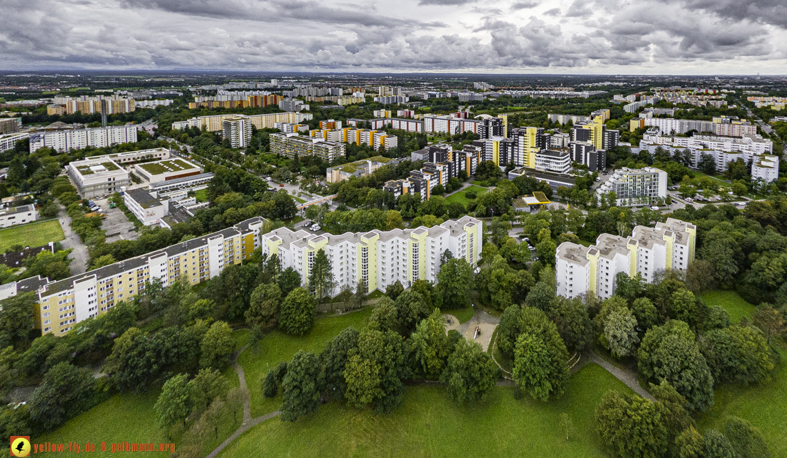 13.09.2024 - das Marx-Zentrum und Wohnanlage am Karl-Marx-Ring 52-62