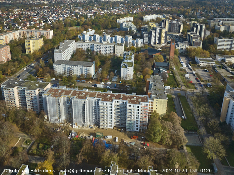 29.10.2024 - Münchner Wohnen am Karl-Marx-Ring 11-21 in Neuperlach