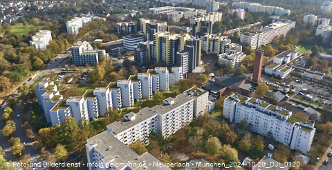 29.10.2024 - Marx-Zentrum, Studentenwohnheim, Wohnanlage Karl-Marx-Ring 52-62, KMR 53-57c Umgebung