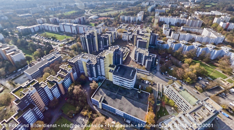 29.10.2024 - Marx-Zentrum, Studentenwohnheim, Wohnanlage Karl-Marx-Ring 52-62, KMR 53-57c Umgebung
