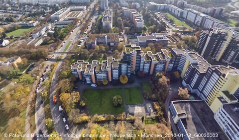 29.10.2024 - Marx-Zentrum, Studentenwohnheim, Wohnanlage Karl-Marx-Ring 52-62, KMR 53-57c Umgebung