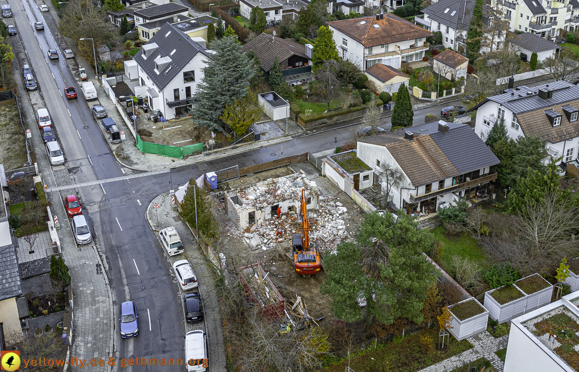 26.11.2024 - Abriss der Niederalmstraße 25 in Neuperlach
