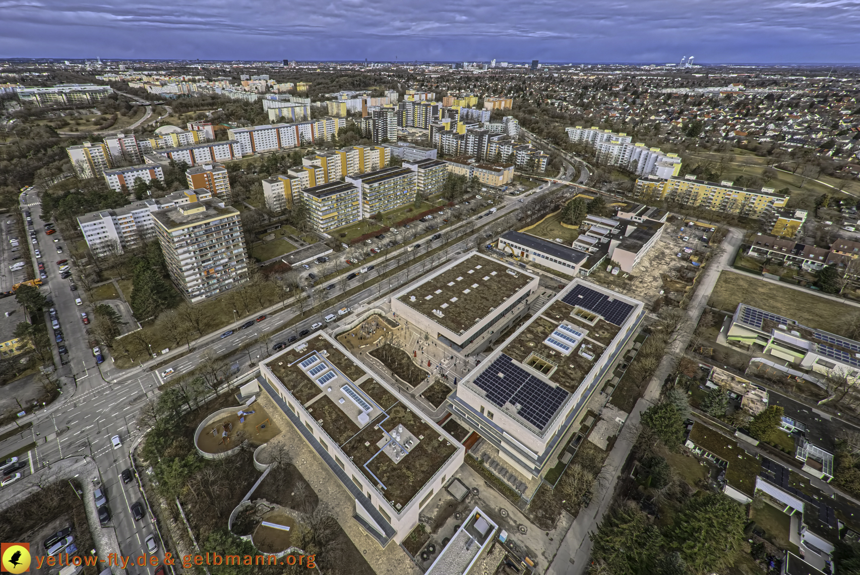 27.02.2025 - Abriss der Grundschule am Karl-Marx-Ring in Neuperlach