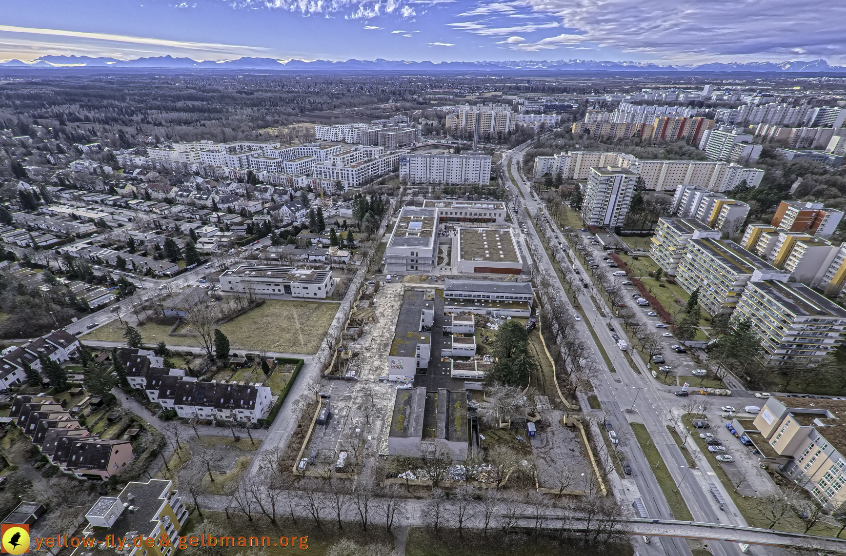 27.02.2025 - Abriss der Grundschule am Karl-Marx-Ring in Neuperlach