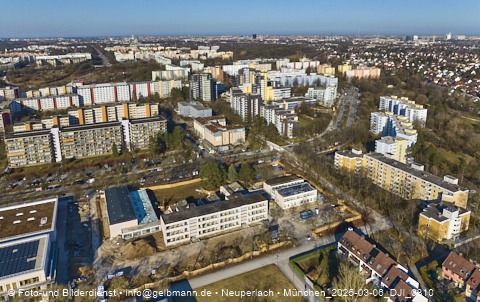 06.03.2025 - Marx-Zentrum, Studentenwohnheim, Wohnanlage Karl-Marx-Ring 52-62, KMR 53-57c Umgebung