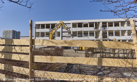 07.03.2025 - Baustelle zur Grundschule am Karl-Marx-Ring in Neuperlach