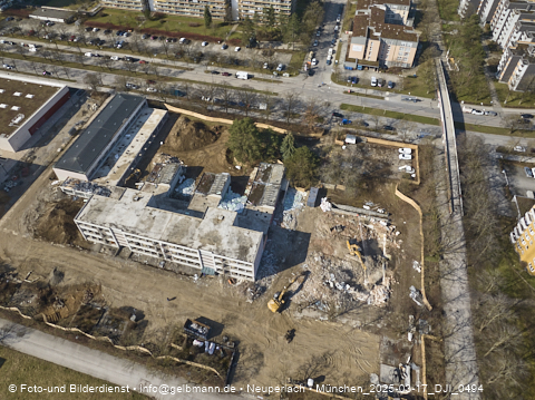 17.03.2025 - Baustelle zur Grundschule am Karl-Marx-Ring in Neuperlach