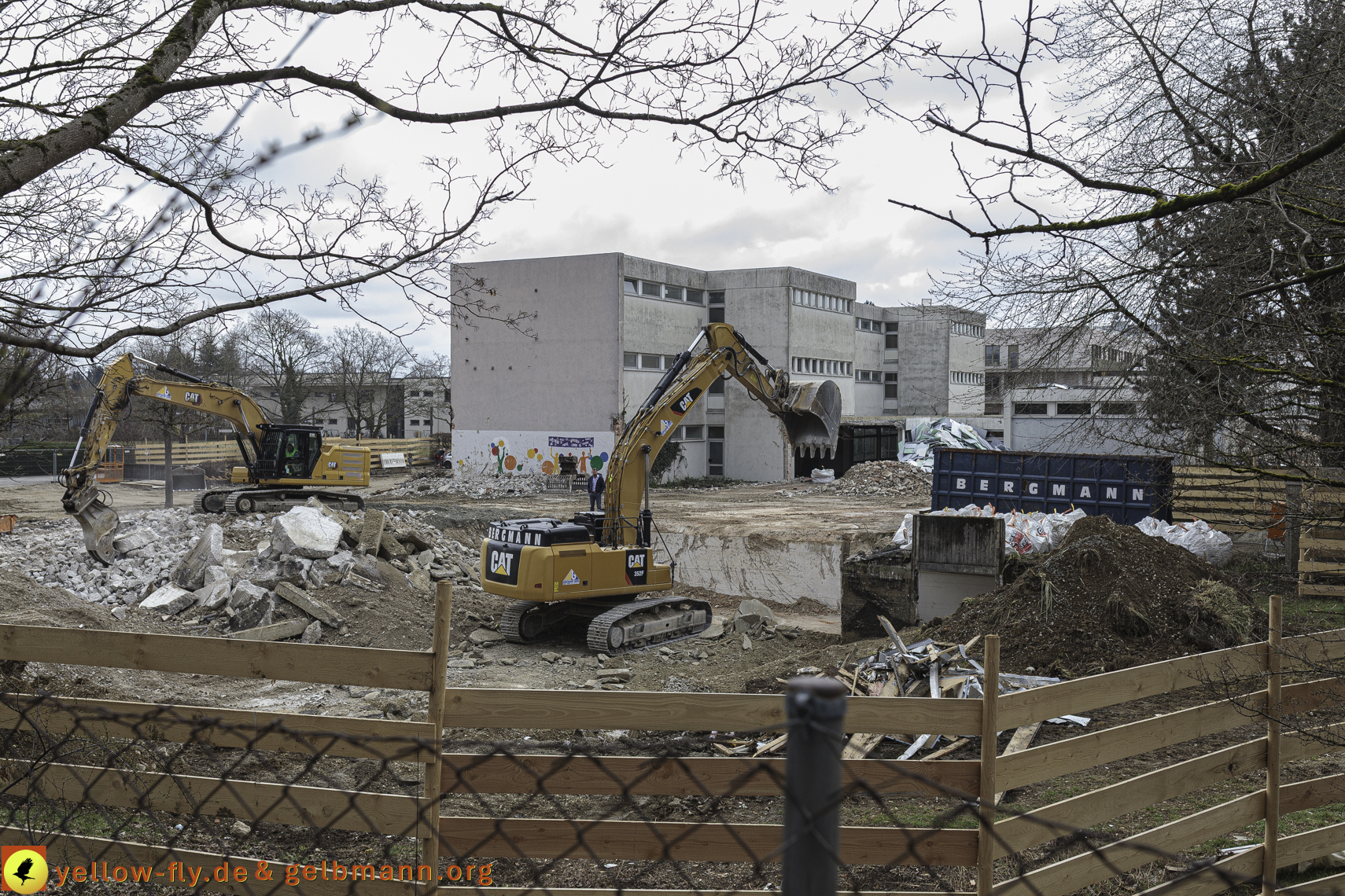 25.03.2025 - Abriss der Grundschule am Karl-Marx-Ring