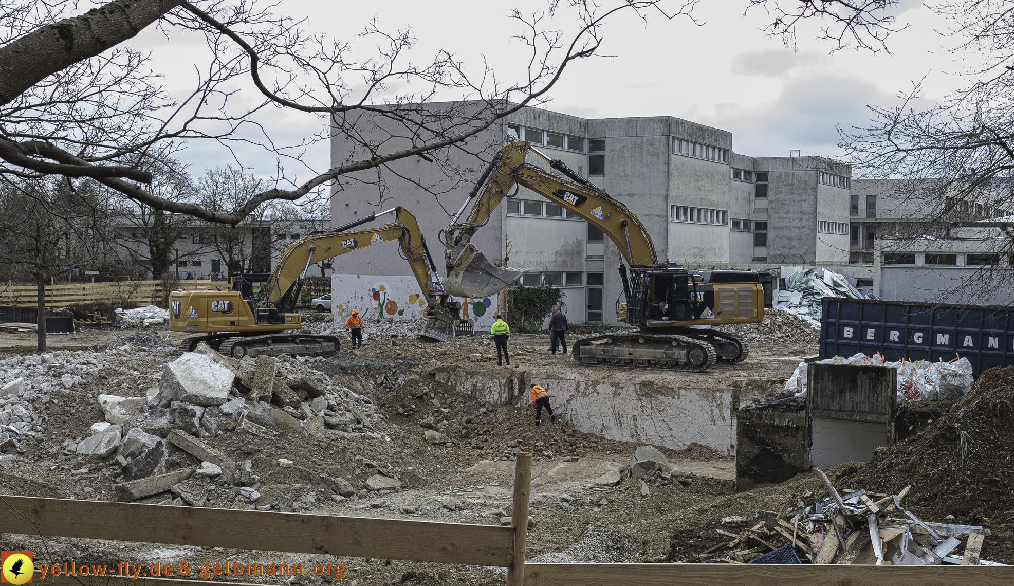 25.03.2025 - Abriss der Grundschule am Karl-Marx-Ring