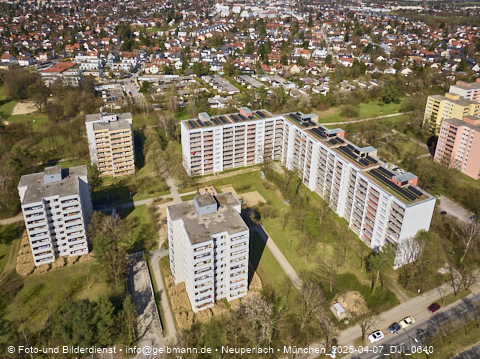 07.04.2025 - Münchner Wohnen am Karl-Marx-Ring 11-21 in Neuperlach