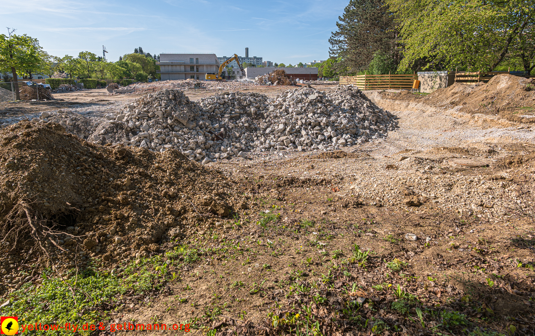28.04.2025 - Abriss der Grundschule am Karl-Marx-Ring
