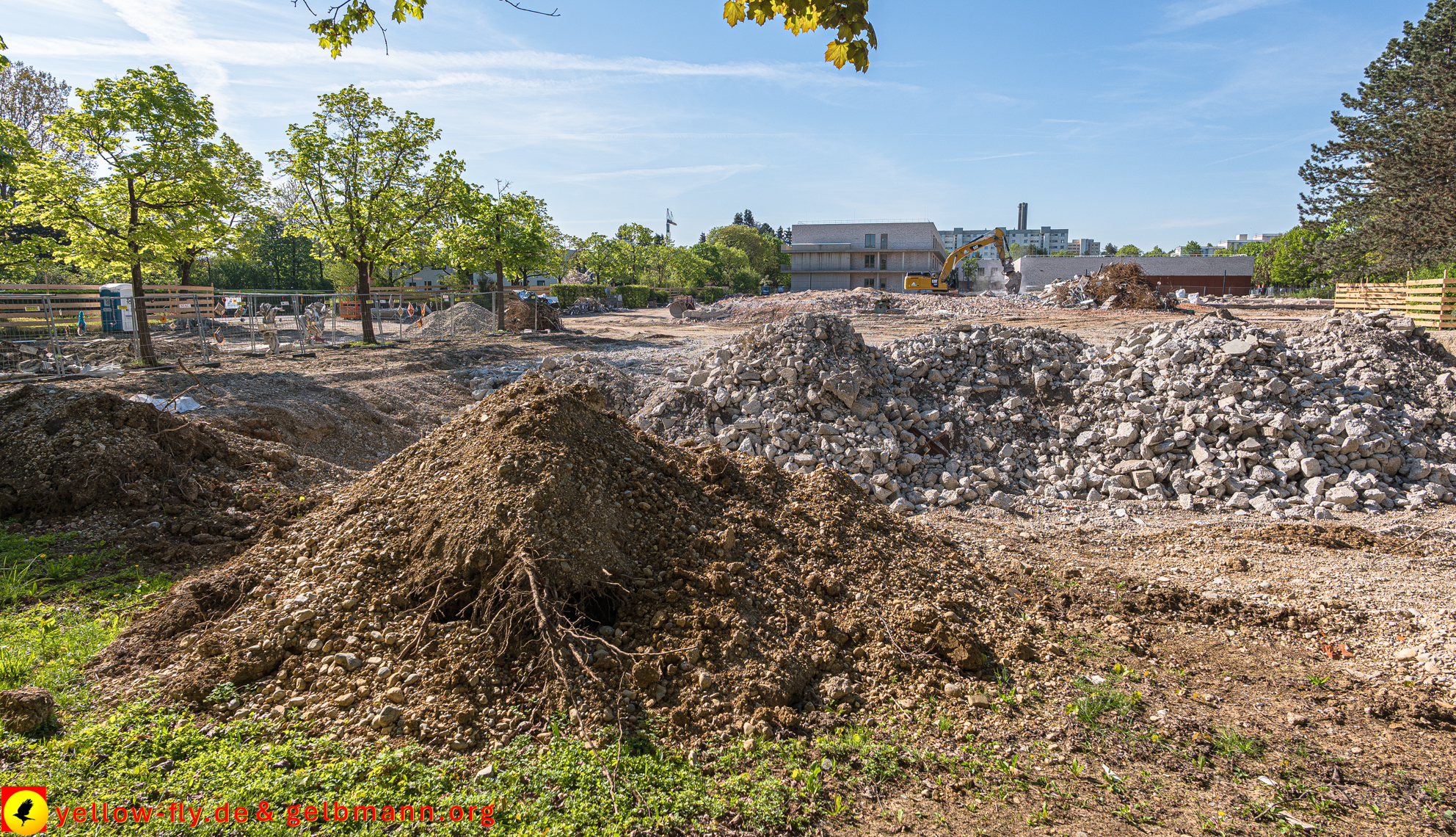 28.04.2025 - Abriss der Grundschule am Karl-Marx-Ring