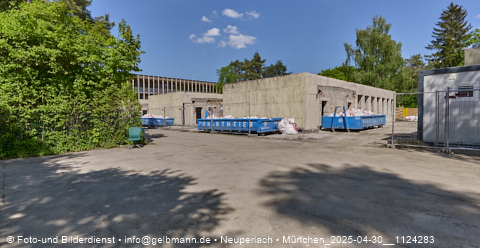 30.04.2025 - Abrissbaustelle Kindergarten an der Heinrich-Wieland-Strasse in Neuperlach